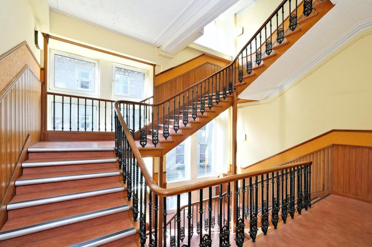 Luxury 2 Bedroom City Centre Apartment With Panoramic Views And High Ceilings Aberdeen Exterior photo