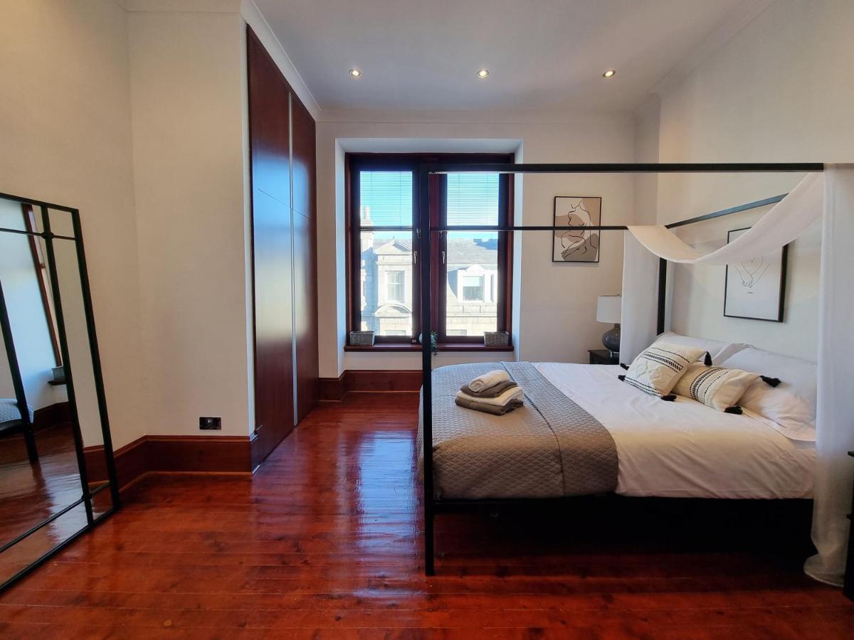 Luxury 2 Bedroom City Centre Apartment With Panoramic Views And High Ceilings Aberdeen Exterior photo
