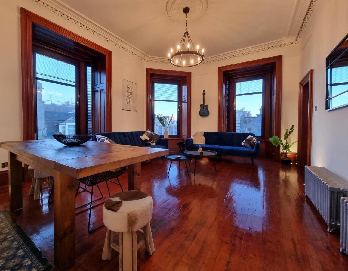 Luxury 2 Bedroom City Centre Apartment With Panoramic Views And High Ceilings Aberdeen Exterior photo